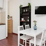 1 Bedroom Apt - Duomo 4