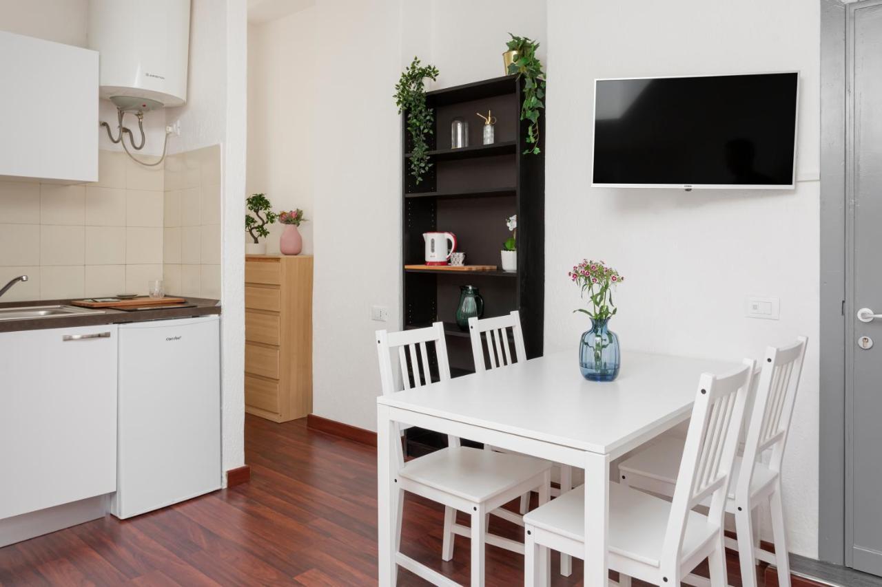 1 Bedroom Apt - Duomo 4 *